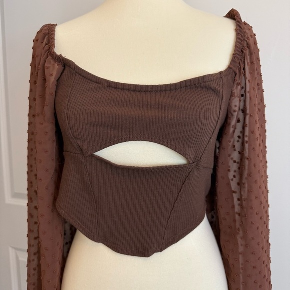 NWT Urban Outfitters Mirabel Puff Sleeve Cropped Blouse Chocolate Brown XXXL - Picture 3 of 9
